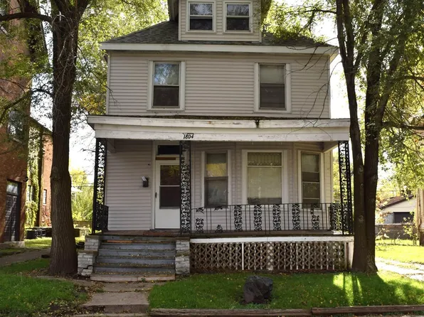 1804 W Bradley Ave, Peoria, IL 61606