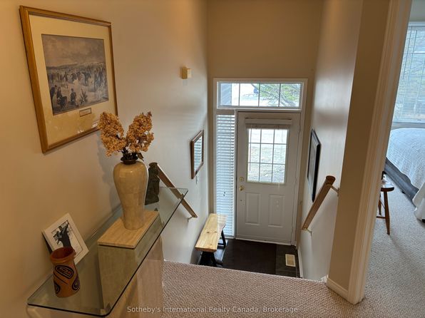 64 Green Briar Dr, Collingwood, ON L9Y 5J2