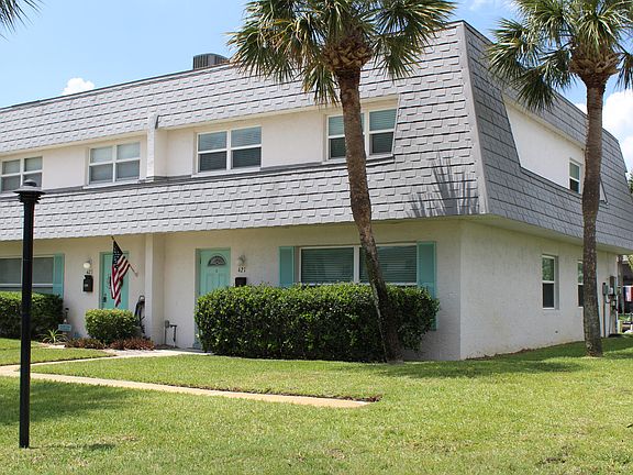 3rd image of 421 Dove Ln #110