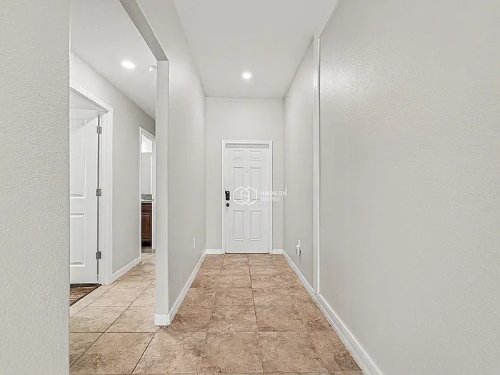 2025 Broad Winged Hawk Dr — Photo 5