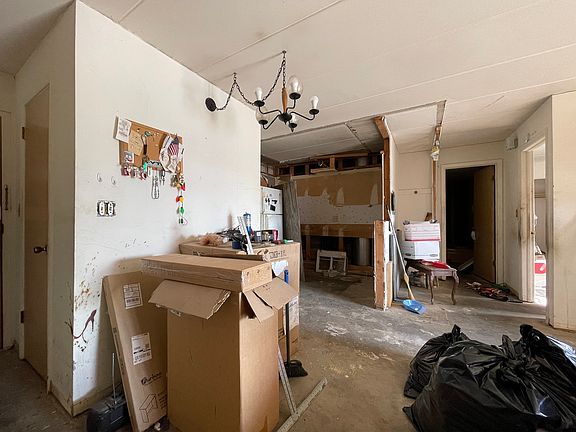 5th image of 115 Marengo Ave APT 504
