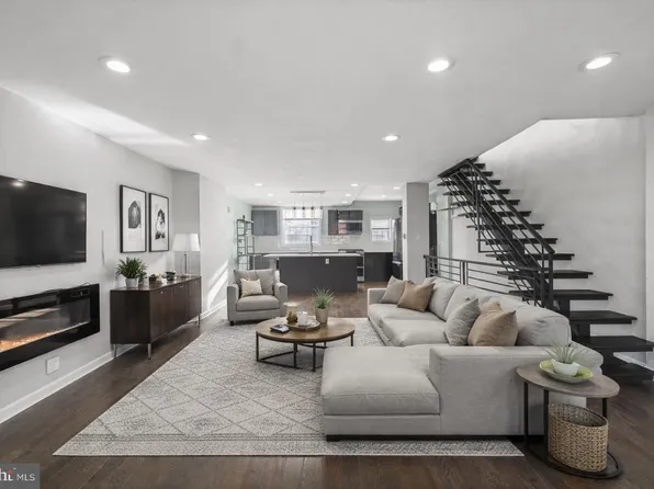 1607 S 28th St, Philadelphia, PA 19145