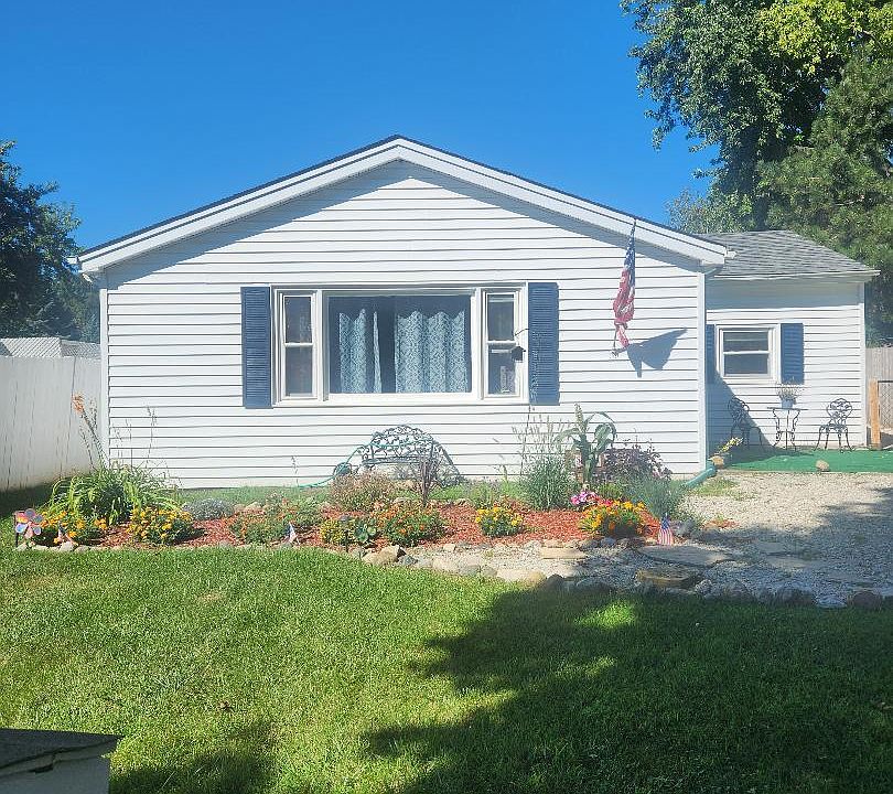 1st image of 42184 N 1st Ave