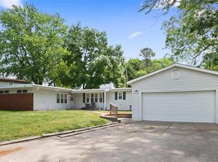 237 Lowell Ct, Shiloh, IL 62269