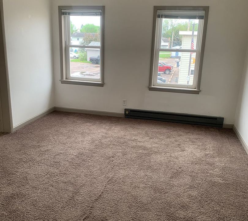 2nd image of 115 E Lincoln Ave Unit 2