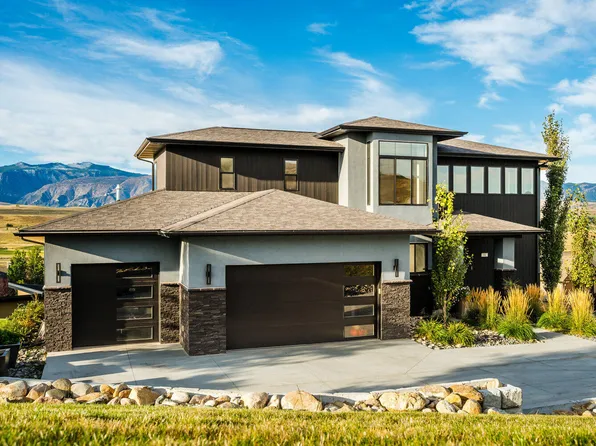 96 Turnberry Dr, Sheridan, WY 82801