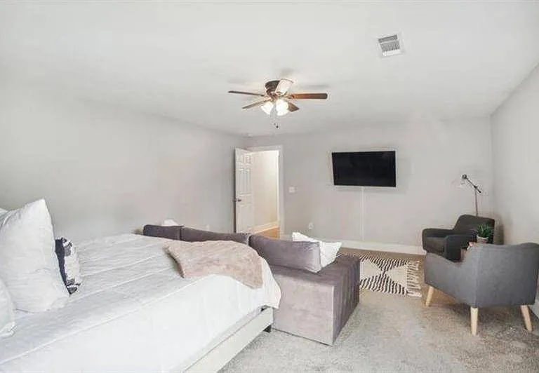 1384 Lanvale Dr SW — Photo 9