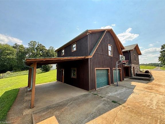 2nd image of 300 Tom Hunter Rd