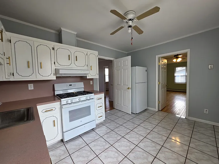 313 Ivy St #1 — Photo 6