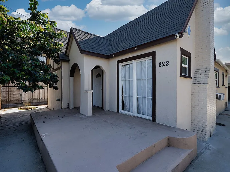 822Wind — Photo 1