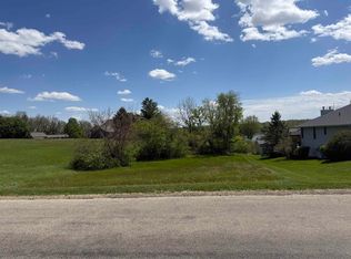 951 Lake Summerset Rd, Davis, IL 61019