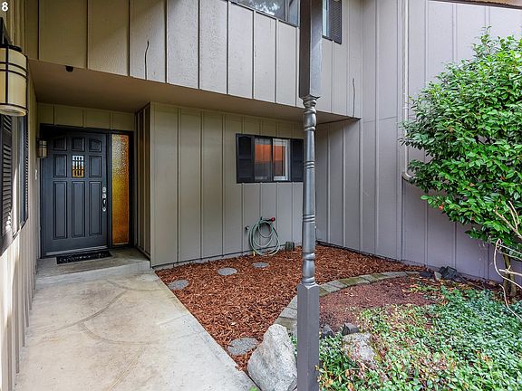3rd image of 3615 NE 83rd Ave