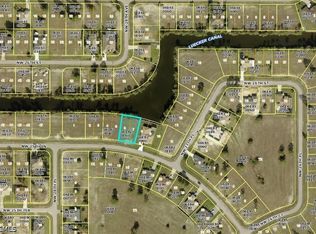 2711 NW 25th Ln, Cape Coral, FL 33993