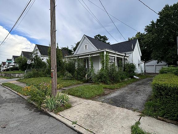 3rd image of 414 Breckenridge St
