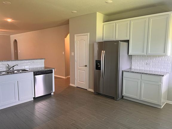 2nd image of 31606 Eldorado Ln