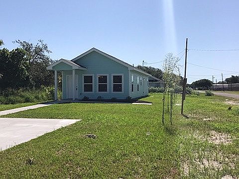 5th image of 310 E Nopal St