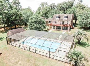 423 SW Alderene Park Way, Madison, FL 32340