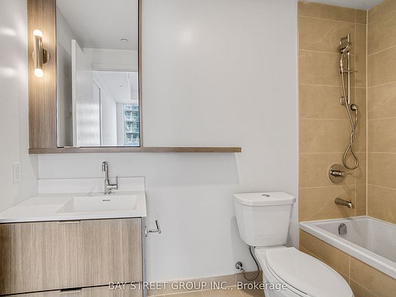 5th image of 6 Greenbriar Rd #501