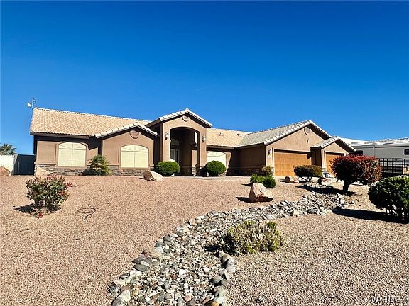 4th image of 2852 Mountain Trail Rd