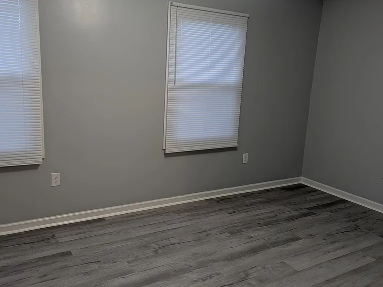 1075 Raintree Dr #1 — Photo 5