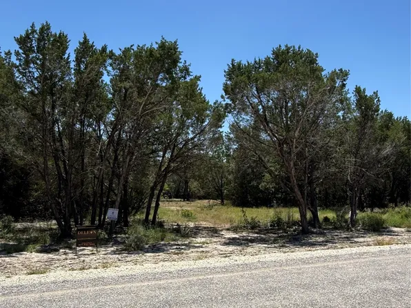 11023 Paradise Blvd, Bluff Dale, TX 76433