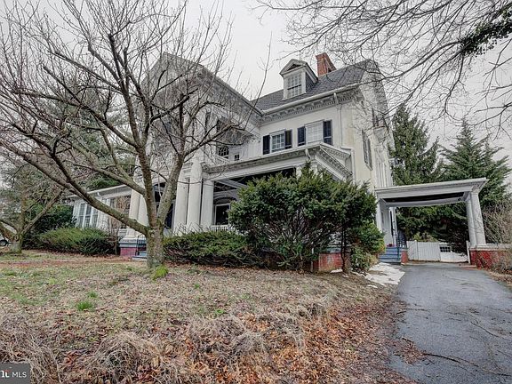 2nd image of 1017 Oak Hill Ave
