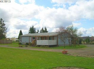 821 Toliver Rd, Molalla, OR 97038