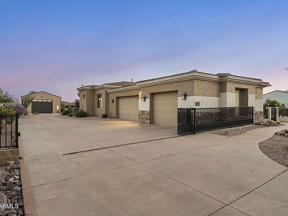 3rd image of 5643 E RANCHO TIERRA Drive
