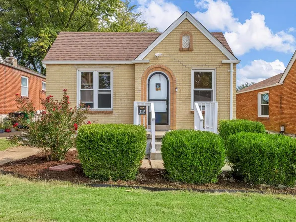 119 Shetland Dr, Saint Louis, MO 63125