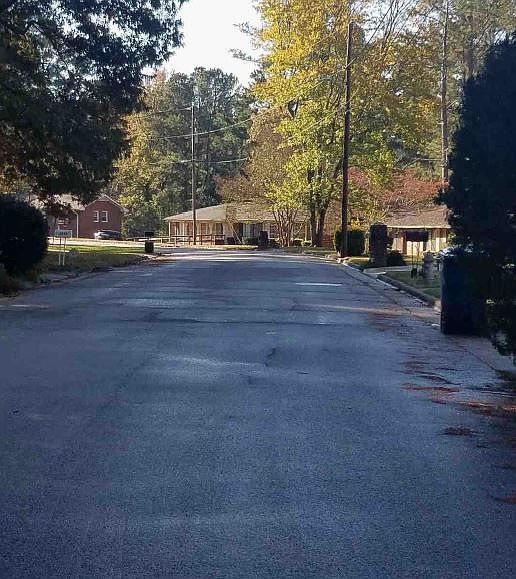 2nd image of 4380 Greenleaf Cir SW