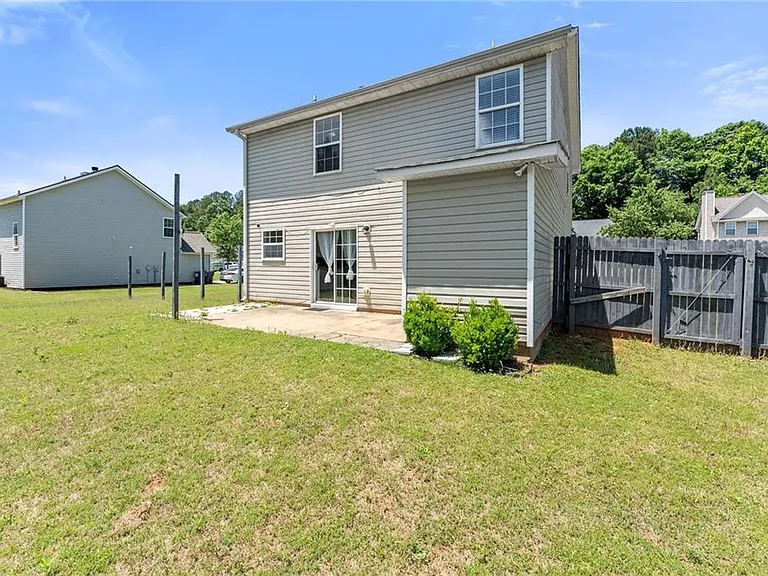 104 Jameston Dr — Photo 28