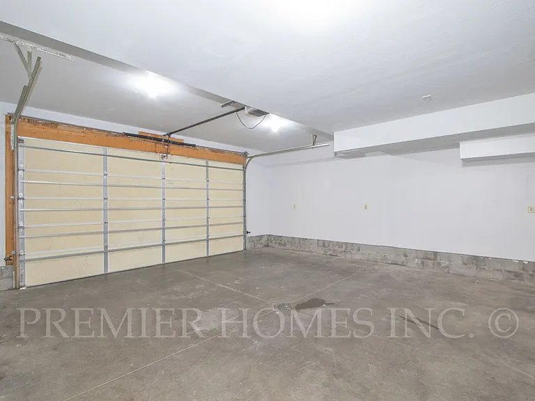 3812 Root Ave NE — Photo 22