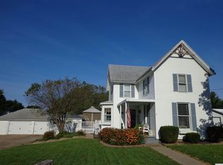 108 S Warsaw St, Ursa, IL 62376