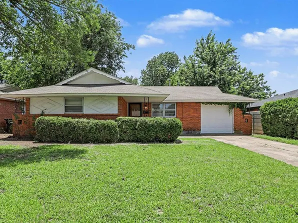 644 W Main St, Moore, OK 73160
