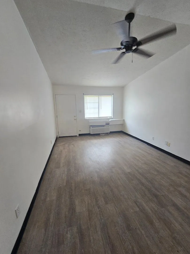 742 Loews Blvd — Photo 3