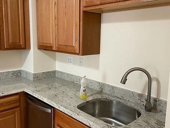 3rd image of 61-06 218th St #1