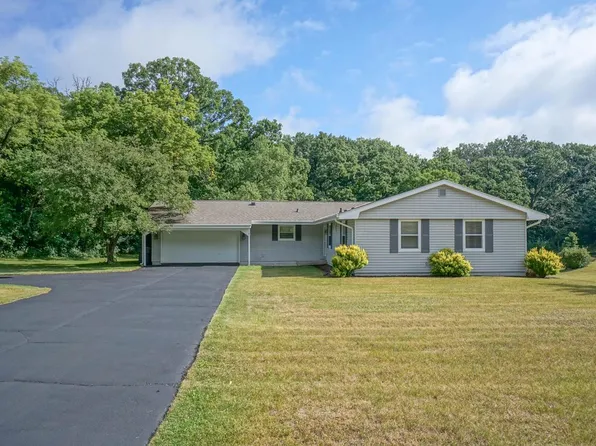 624 Mount Snowdon ROAD, Wales, WI 53183