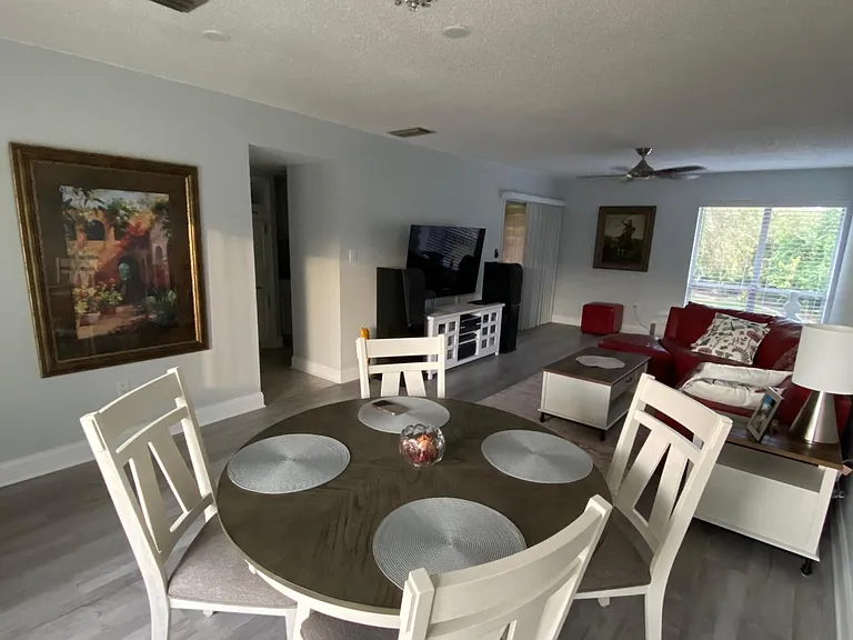 408 Windrush Bay Dr — Photo 7