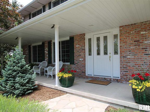 2nd image of 439 W Northpoint Ln