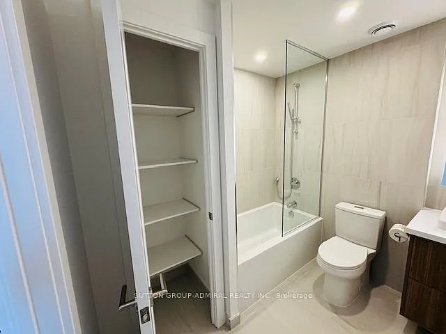 10 Inn On The Park Dr #1605 — Photo 14