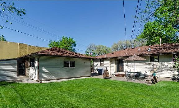 4th image of 980 Oakwood Dr
