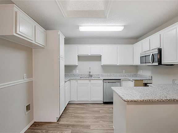 2nd image of 6715 Shoal Creek Dr