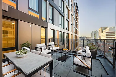 60 West 125th Street, #908