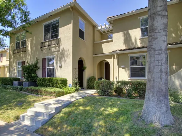 8498 Crystal Walk Cir #99, Elk Grove, CA 95758