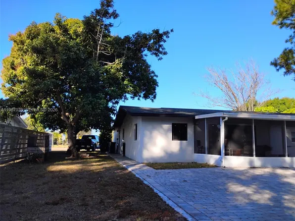 8802 Fordham St, Fort Myers, FL 33907