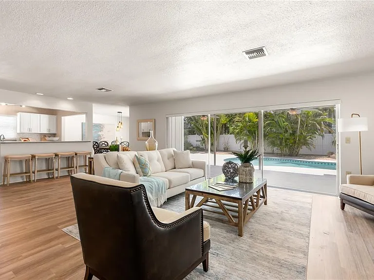 297 Monte Cristo Blvd — Photo 11