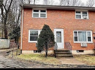 476 Woodbridge St APT 14, Manchester, CT 06042