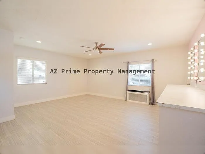 8139 E Osborn Rd — Photo 23