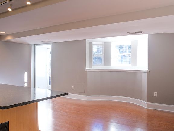 3rd image of 1300 Saint Paul St APT 2