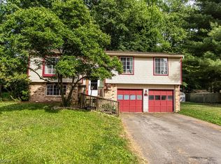 7764 Micawber Rd NE, Warren, OH 44484